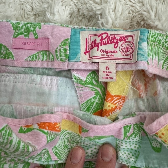 VINTAGE White Tag Lilly Pulitzer Capris WHAT THE SHELL Patchwork Sz 6 - Picture 4 of 9